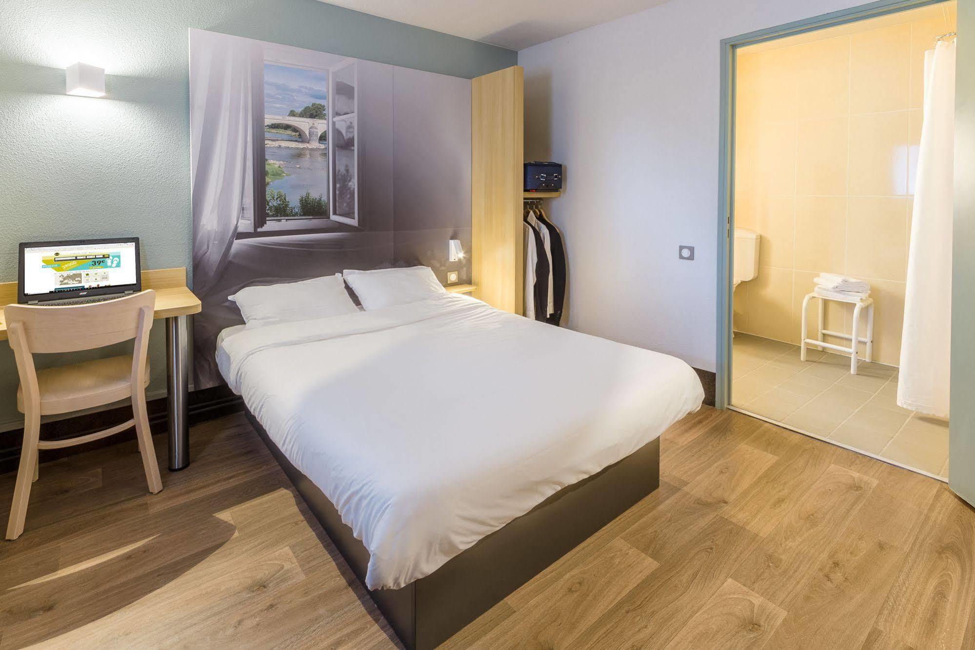 B&B Hôtel Angers 2 Université Beaucouzé Exterior foto